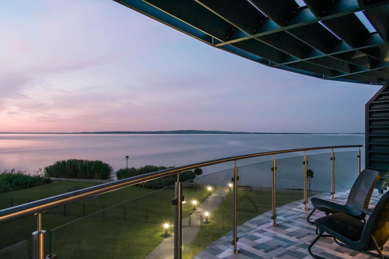 Apartman Balaton เคสเท ภายนอก รูปภาพ
