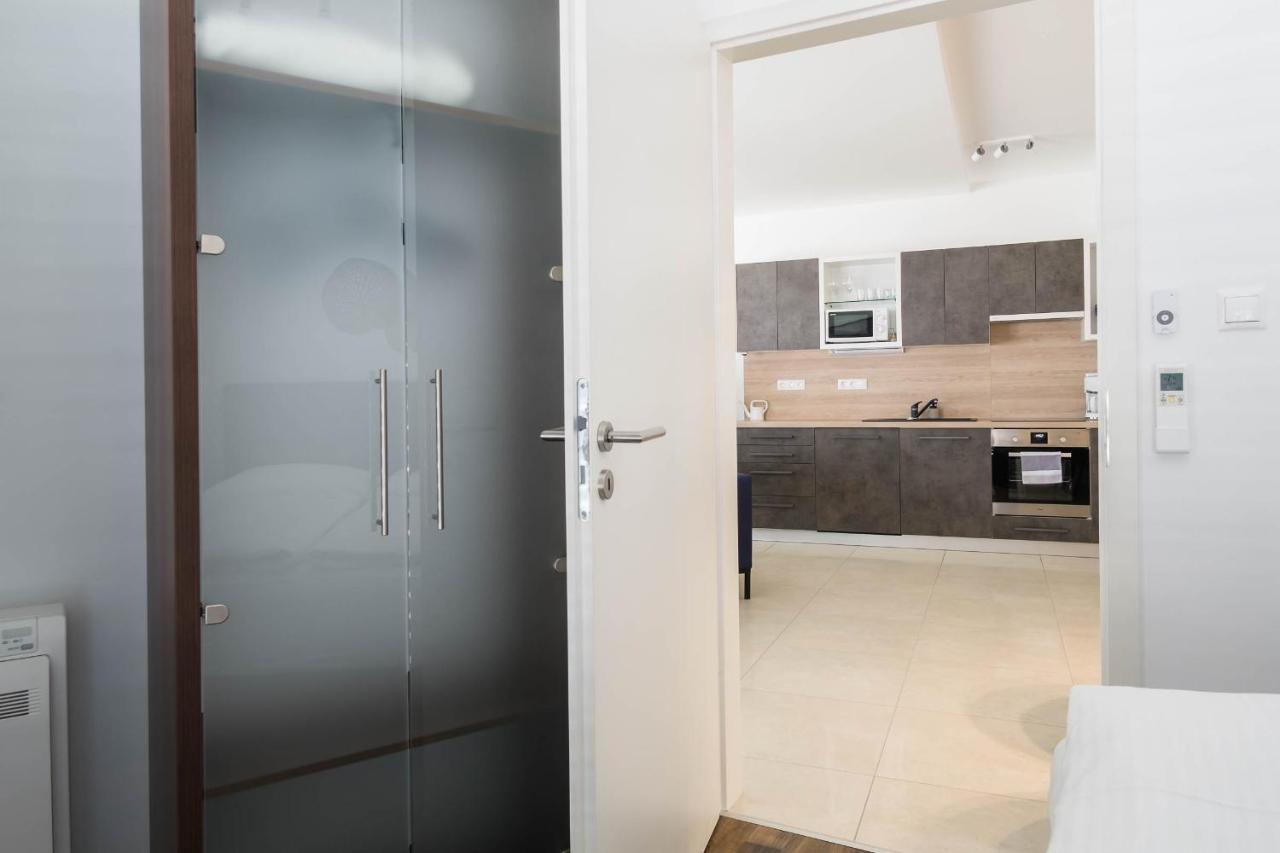 Apartman Balaton เคสเท ภายนอก รูปภาพ