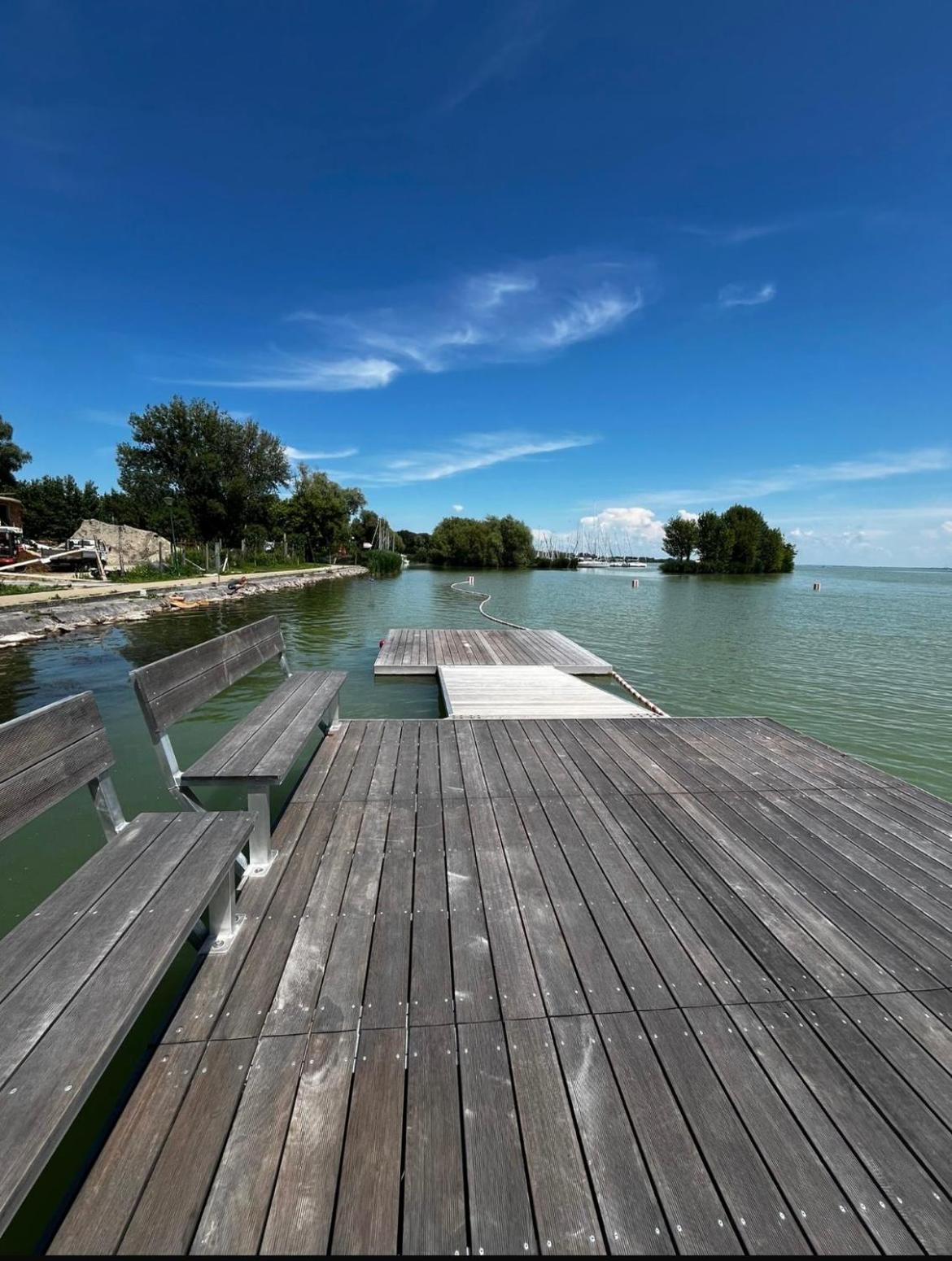 Apartman Balaton เคสเท ภายนอก รูปภาพ